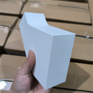 ZTA衬砖在钢铁工业中的应用